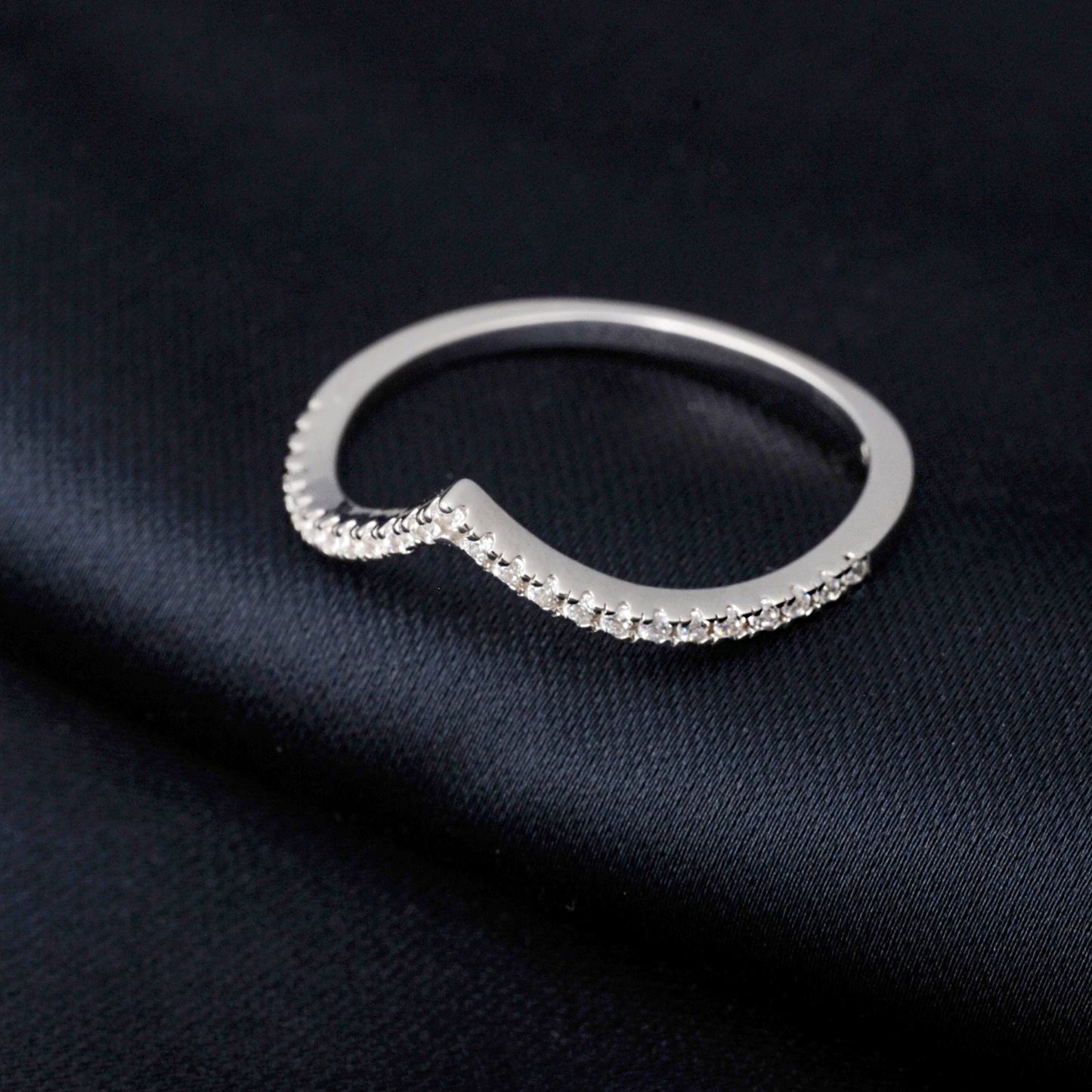 Side view of Vesper V Silver Ring showing sleek V contour and stone placement